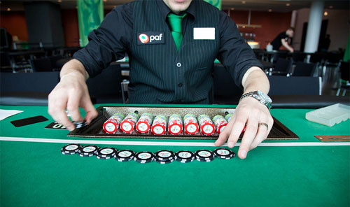 poker dealer