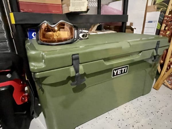 Yeti Coolers (like this Tundra 65) have insanely good customer  service/guarantees : r/BuyItForLife